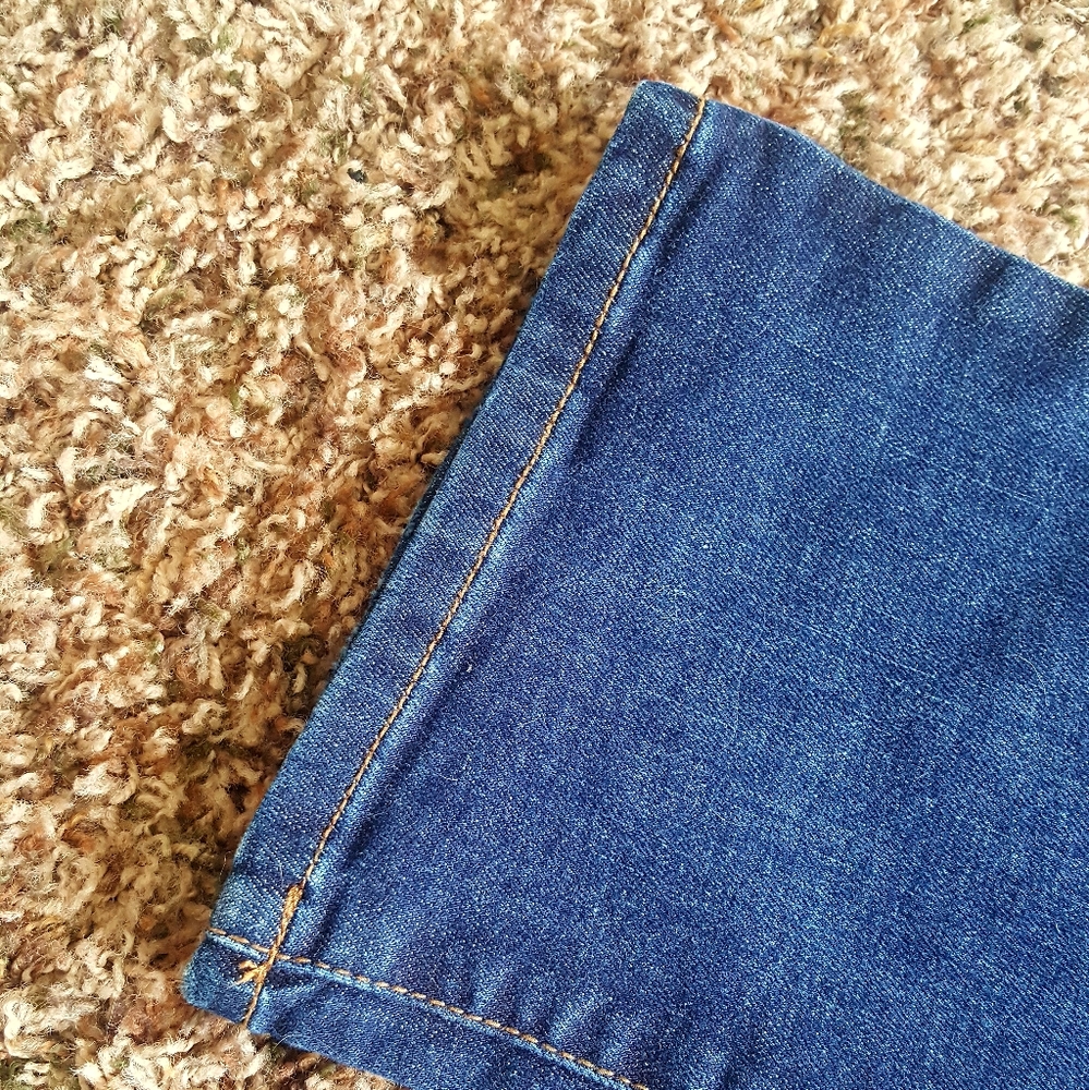 Joe's Jeans Mini Bootcut - Picture 6 of 12